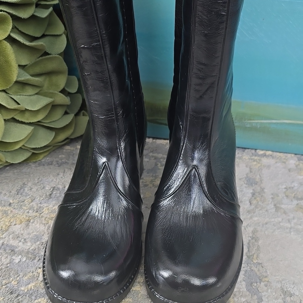 Retro Glossy Rubber Boots with Faux Sherpa Lining Women's Size 7 - Picture 2 of 13